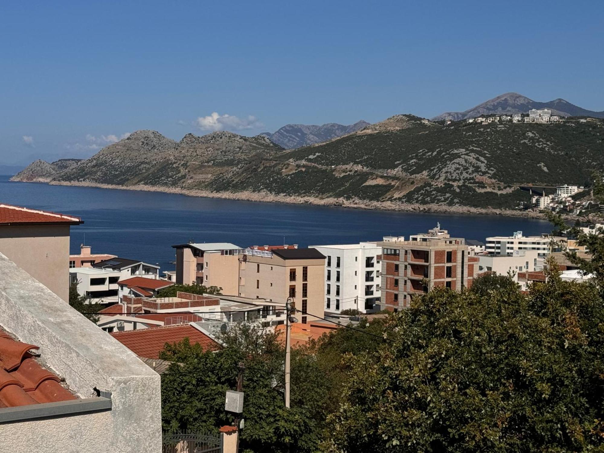 Villa Del Mare Dobra Voda Luaran gambar